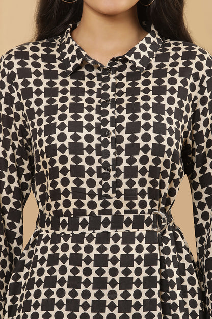 White And Black Geometric Printed Top And Trouser Set - Image 3