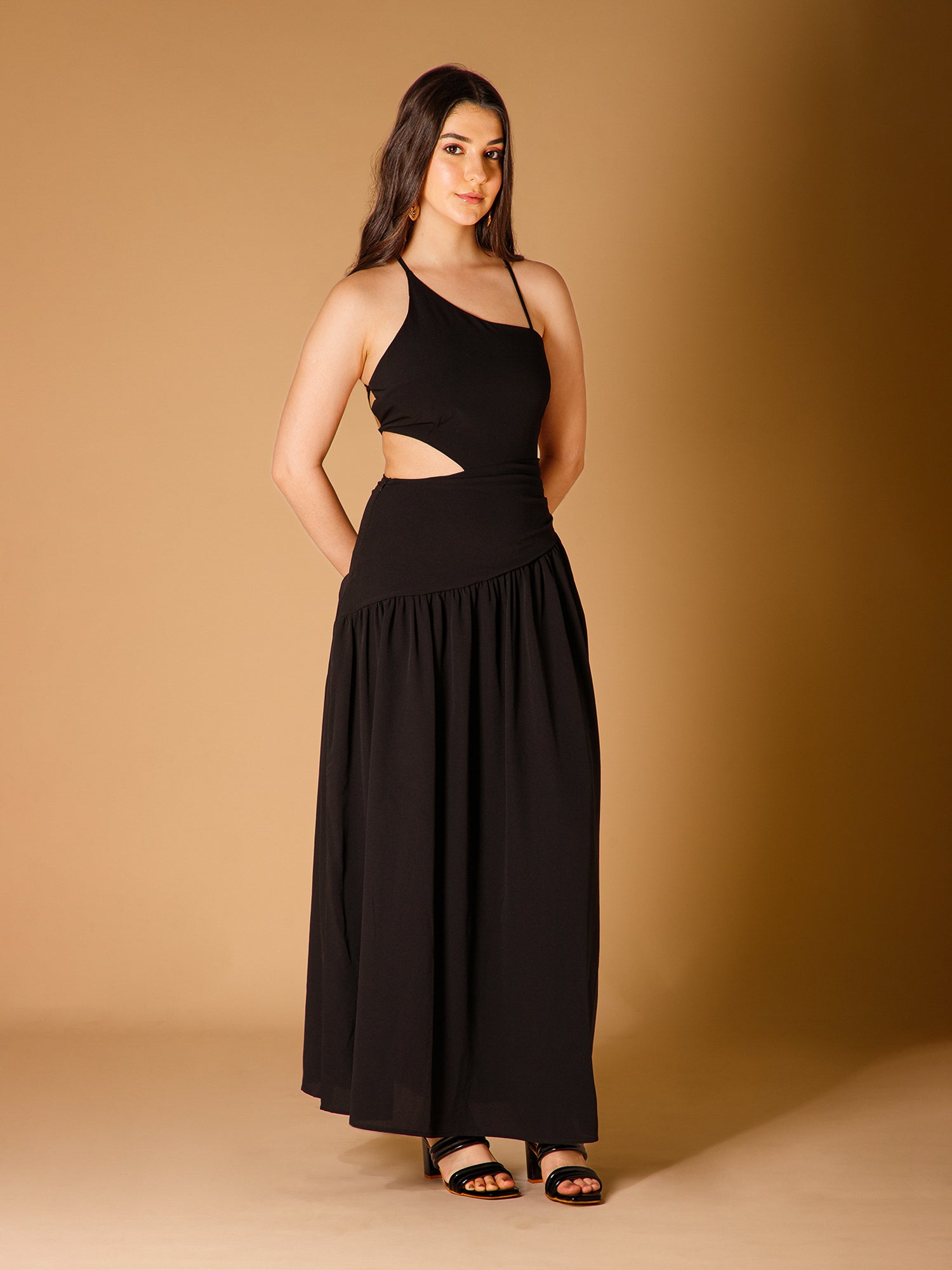 Black Solid Shoulder Straps Flared Sexy Maxi Dress - Image 6